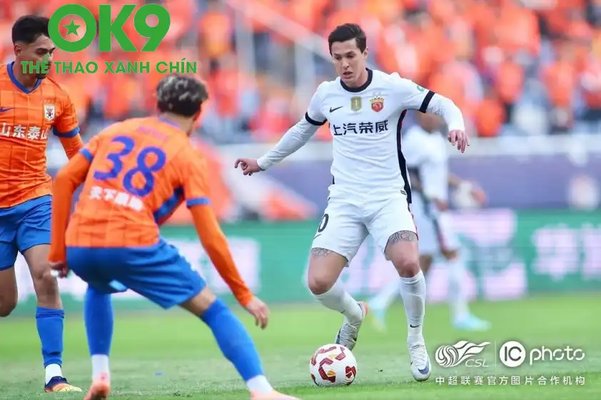 Shanghai Port được đánh giá cao hơn trong trận đấu này